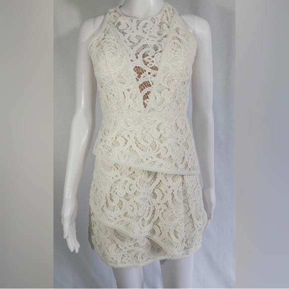 BCBGMaxAzria Dresses & Skirts - BCBGmaxazria off-white cream dress